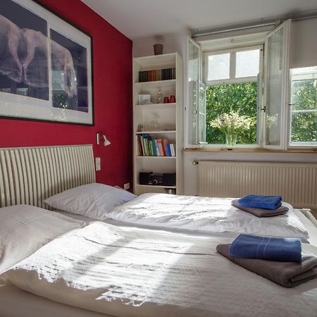 "Goethezimmer" Ferienwohnung Und Zimmer Am Burgplatz Ваймар Екстериор снимка