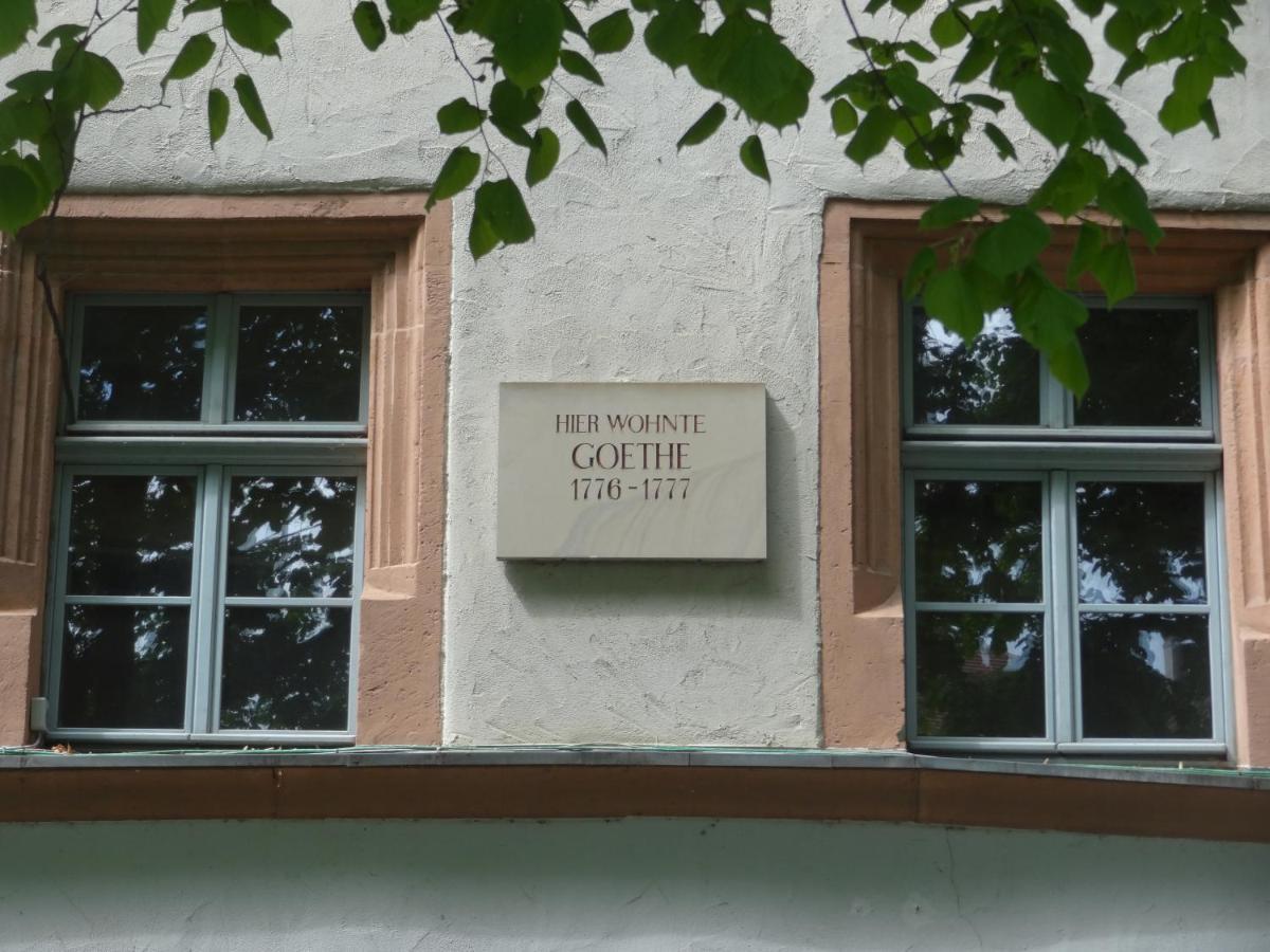 "Goethezimmer" Ferienwohnung Und Zimmer Am Burgplatz Ваймар Екстериор снимка