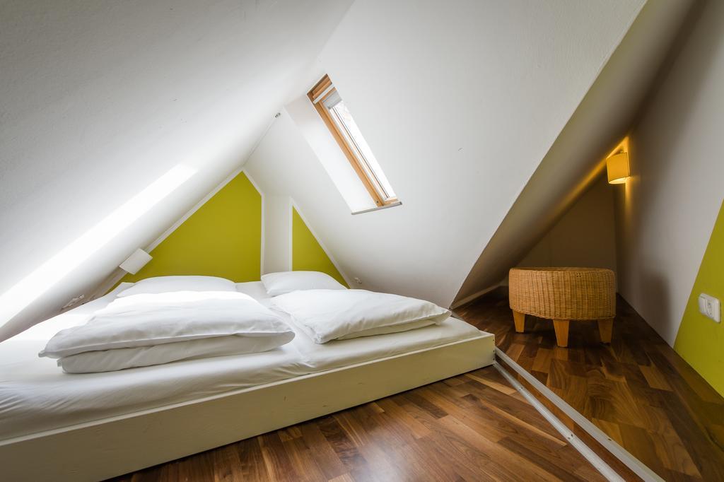 "Goethezimmer" Ferienwohnung Und Zimmer Am Burgplatz Ваймар Екстериор снимка